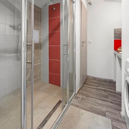 Apartamento Stefanikova Daisy *