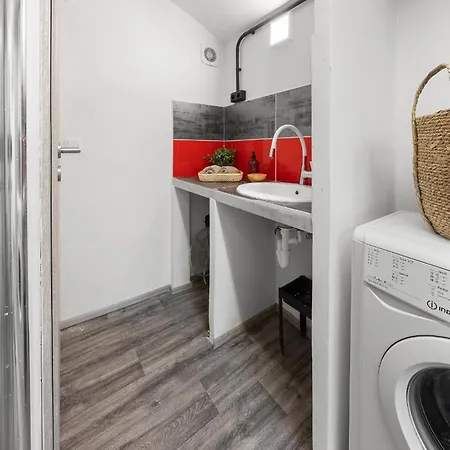 Stefanikova Daisy Apartamento